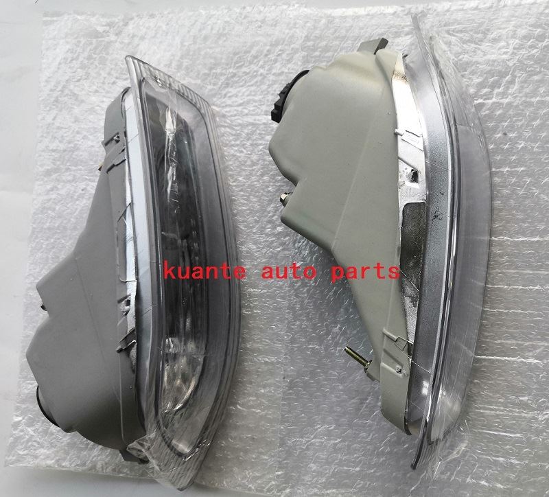 In stock Toyota sienna fog light replacement