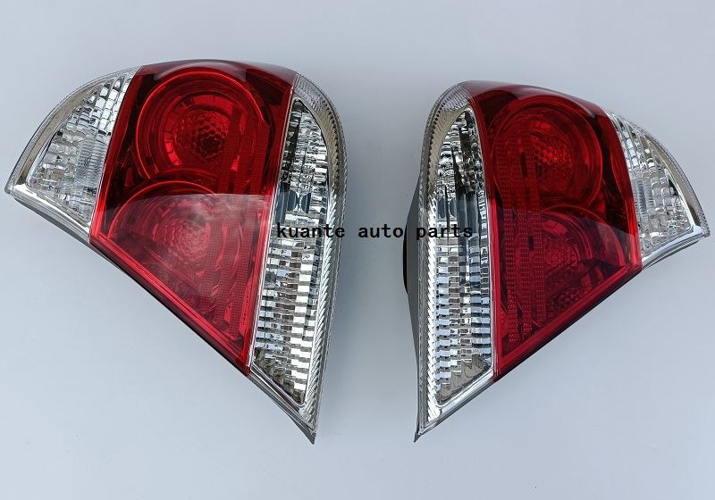 camry 2005 tail lamp
